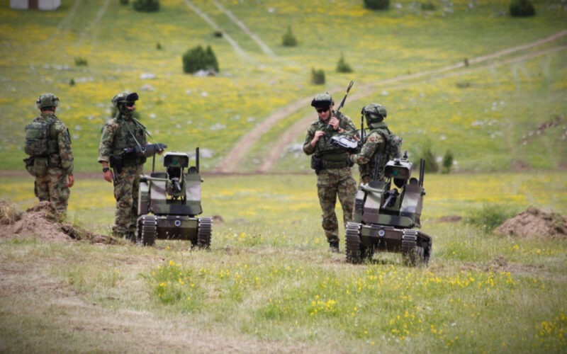 Vučević: Vojska Srbije u stanju pripravnosti, dignut nivo borbene gotovosti