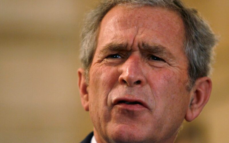Džordž Buš: Brutalna invazija na Irak… hoću reći, Ukrajinu