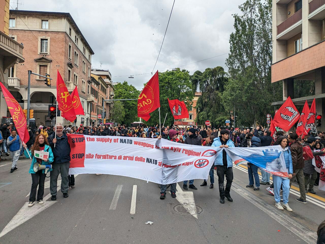U Italiji održan protest protiv militarističke politike zapada: ZAUSTAVITE III SVETSKI RAT!