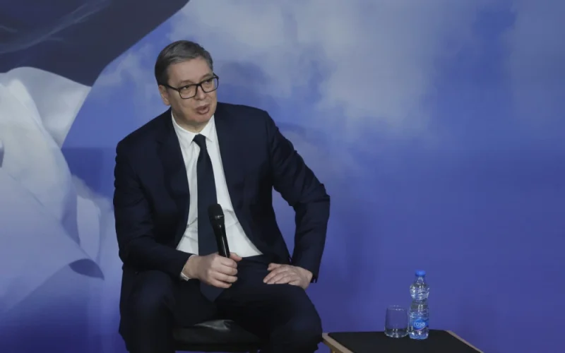 Vučić: Propala im je revolucija, pa lažu o zvučnom topu; Nećemo da dozvolimo da nam unište Srbiju