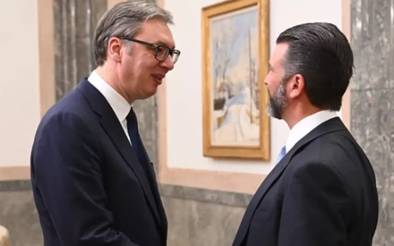 Vučić saopštio o čemu je razgovarao sa Trampom Mlađim