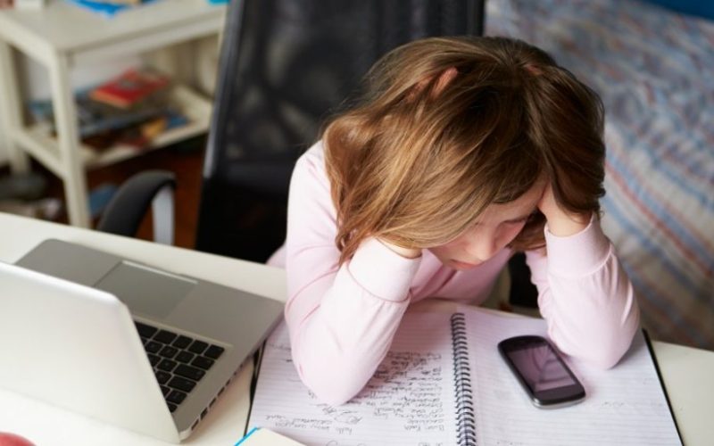 „UČINIMO GA POZNATIM“: Kada internet linč u Srbiji postane oružje protiv neistomišljenika