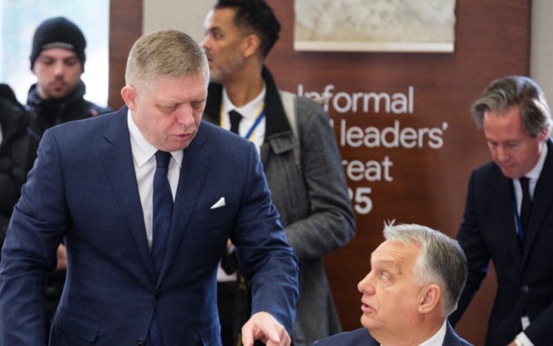 Fico: Kijevu ni cent iz slovačke kase