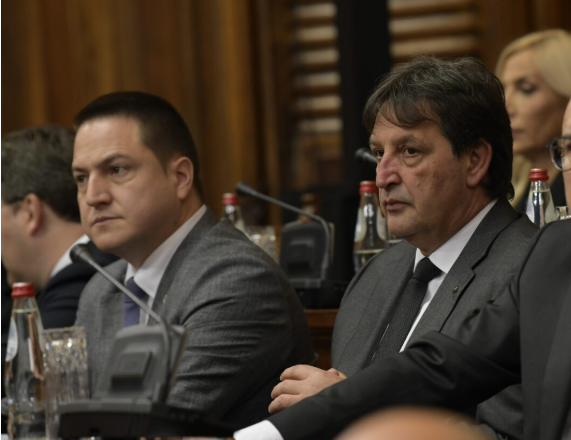 SKAJ DOKUMENTI: Ružić i Gašić kao „pasivni igrači“ u komunikaciji sa stranim diplomatama
