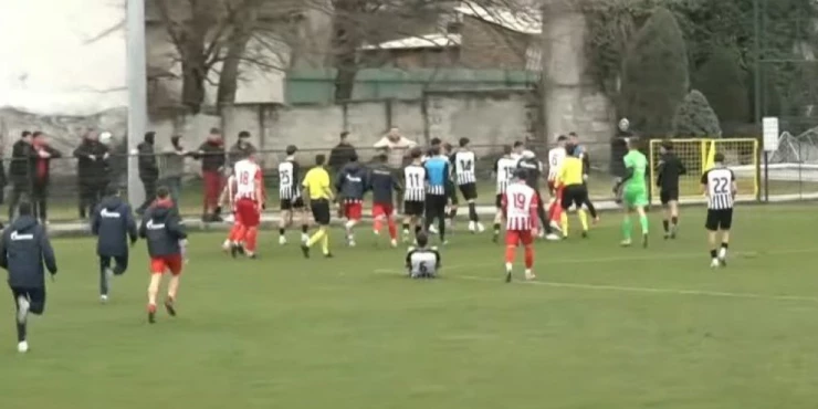 Tuča u večitom derbiju! Veliki skandal na kraju utakmice Zvezde i Partizana! (VIDEO)