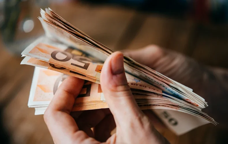 Stručnjaci otkrili tajnu za štednju novca koja zlata vredi! Ovo su ključni saveti: Evo na šta treba da se fokusirate